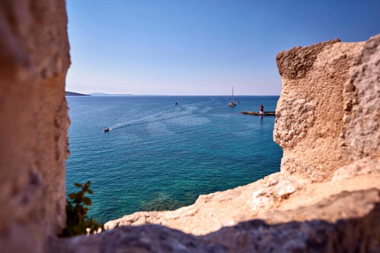 Beach Apartment Krk Town Bagian luar foto